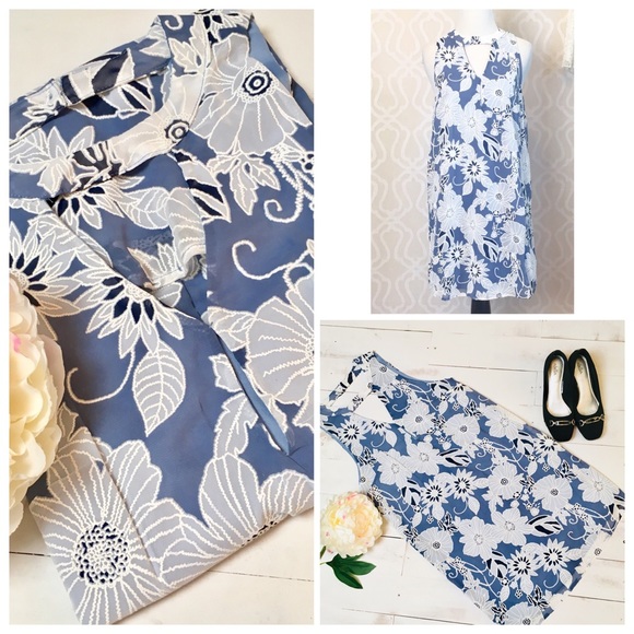 *LAST ONE* 60's Style Mod Blue Floral Mini Dress - Picture 7 of 7